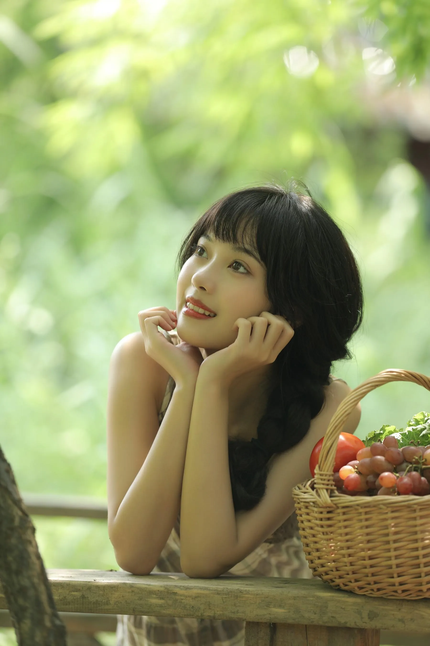 [YITUYU艺图语]2022.09.22 小夏日 小薇人儿 [34P]插图2